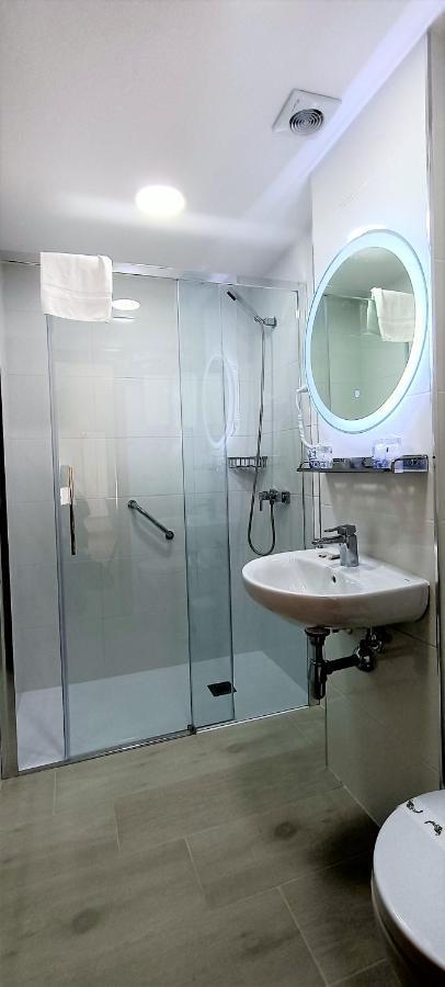 Hotel Vilagarcia 빌라가르시아 데 아로우사 외부 사진